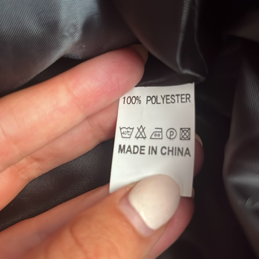 Black Vest Men’s Winter BRAND NEW - Picture 4 of 10